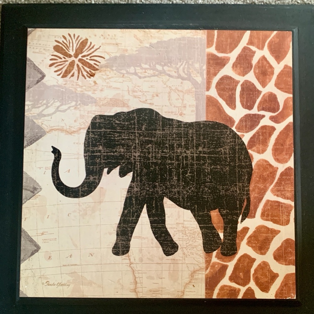 Elephant Wall Art with Giraffe Print